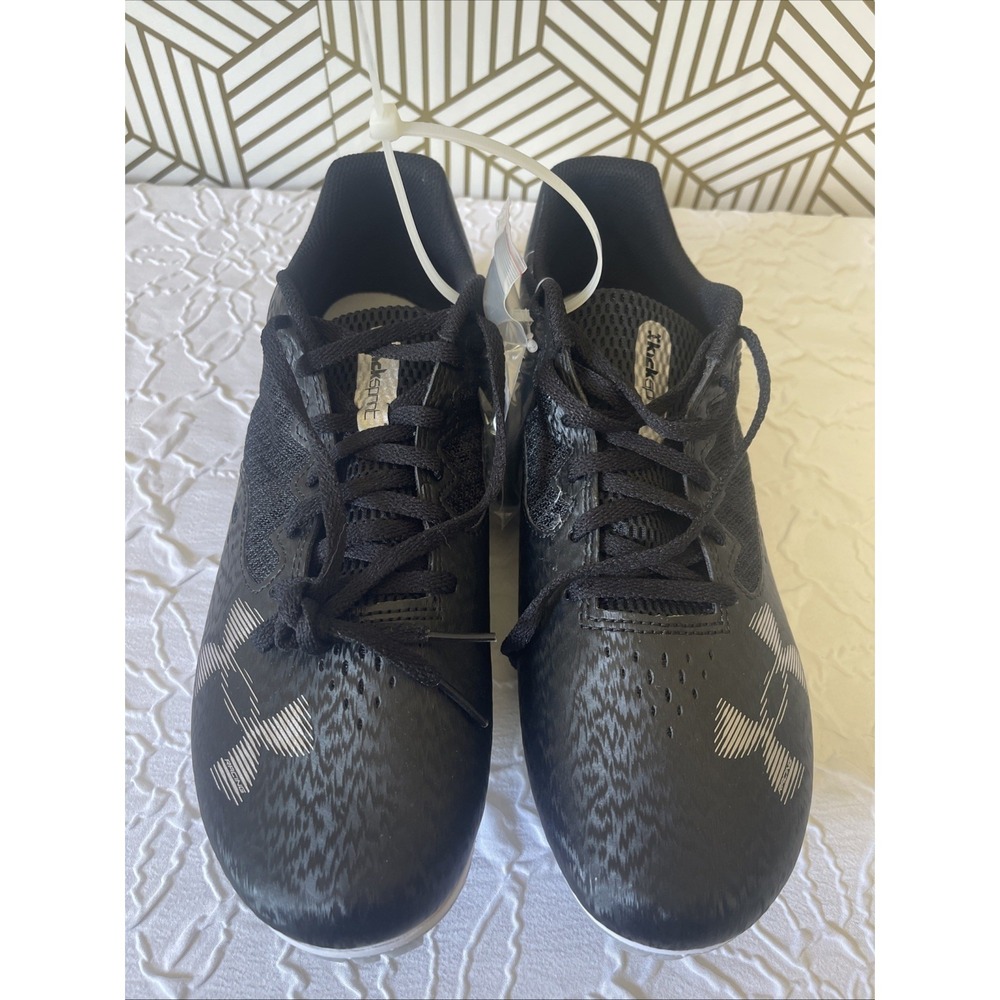 UNDER ARMOUR UA KICK SPRINT 4 BLACK M 11 W 12.5  SPRINTING FLEXIBLE